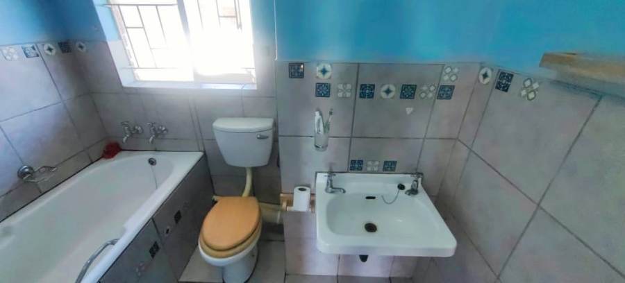 1 Bedroom Property for Sale in Baillie Park North West